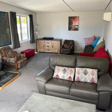 Villa Fergus Hideaway Te Anau Exterior foto
