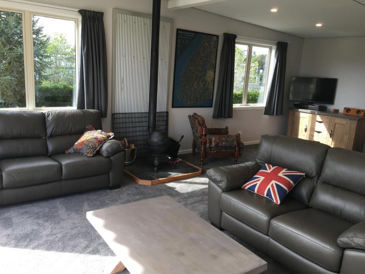 Villa Fergus Hideaway Te Anau Exterior foto