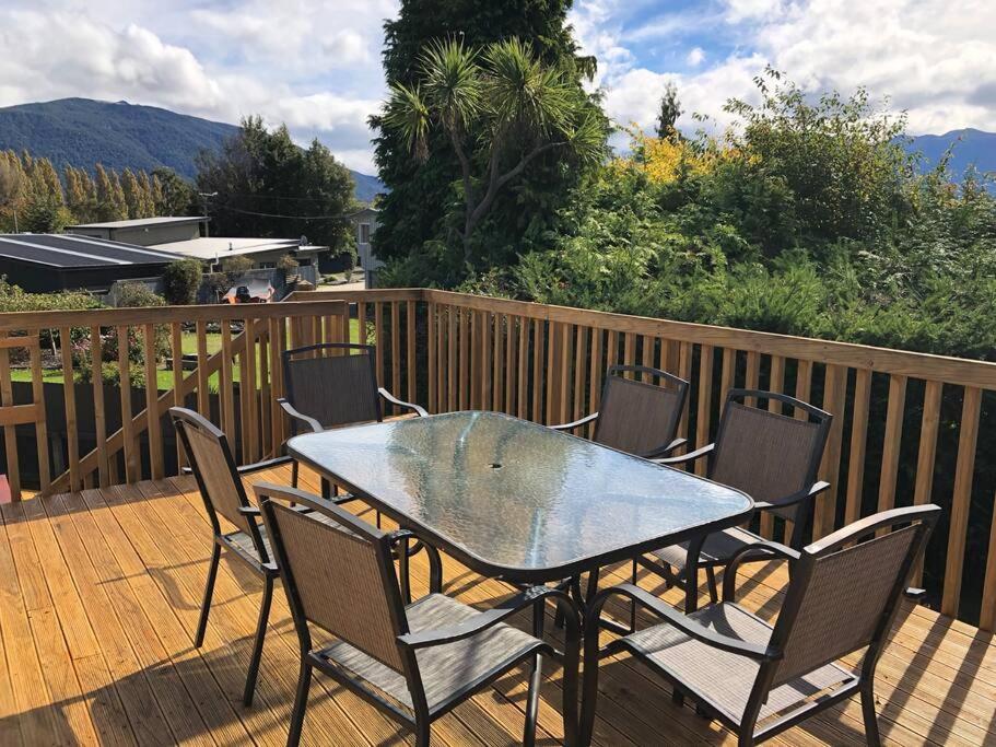 Villa Fergus Hideaway Te Anau Exterior foto