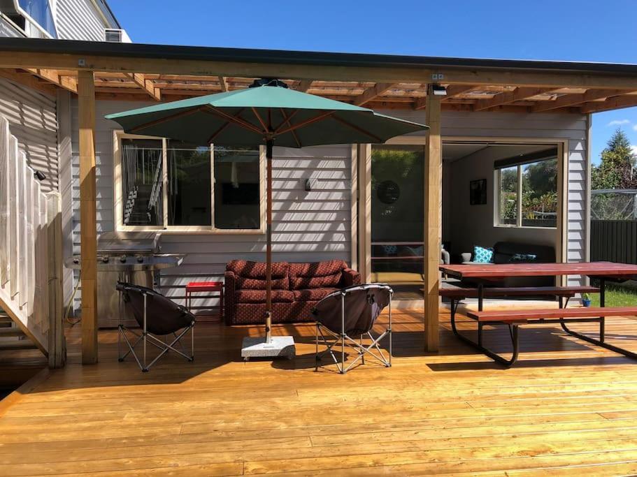 Villa Fergus Hideaway Te Anau Exterior foto